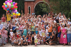 Детская воспитательно-досуговая смена летнего проекта "Семейный Вертоград - 2013"