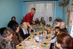 07.05.2013 Пасхальный обед в Пущинской благотворительной столовой